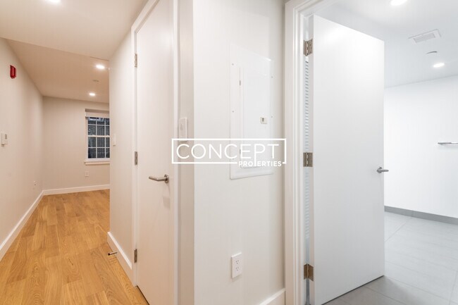 20 Fleet St unit 5CP, Boston, MA 02113 - photo 2
