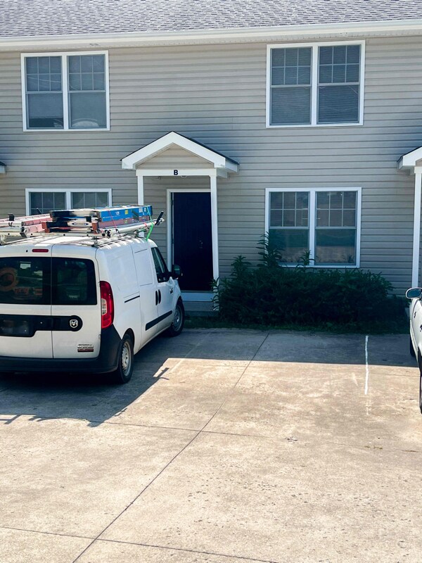 415 Baugh Ln NE unit A, Abingdon, VA 24210 - photo 2