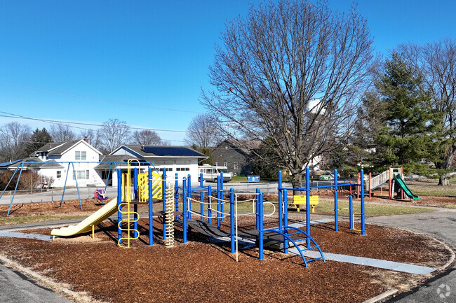 Harrison Street Elementary School is located in Sunbury, Sunbury Ohio.
