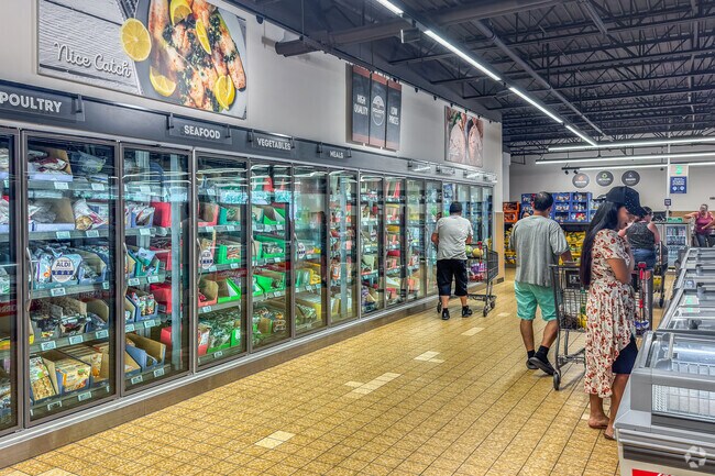 Aldi has budget friendly options for residents of Vinton Highlands.