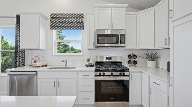 158 Ridgeview Ln, Elko New Market, MN 55054 - photo 5