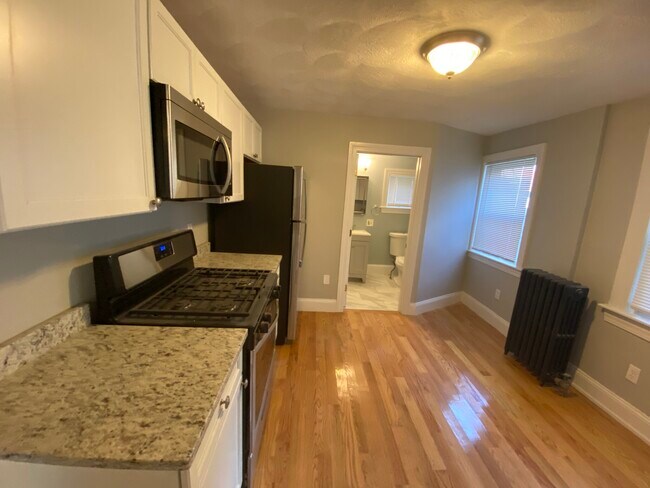 309 Highland Ave unit R, Somerville, MA 02144 - photo 4