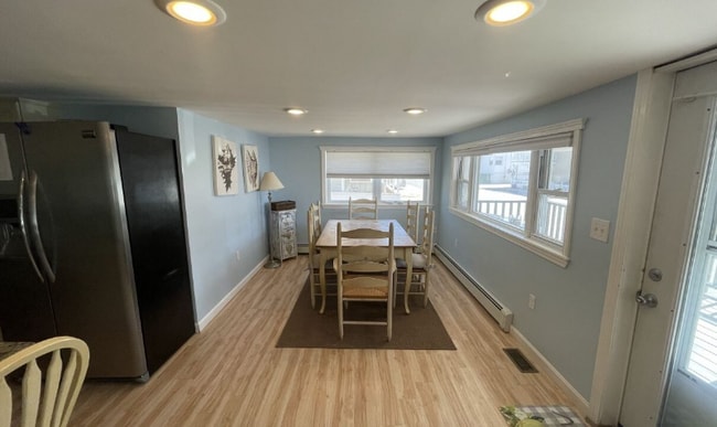 7 Atlantic Ave unit Downstairs, Hampton, NH 03842 - photo 2