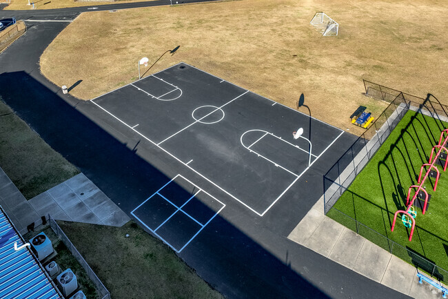 Loris Elementary School has outdoor activity areas for students.