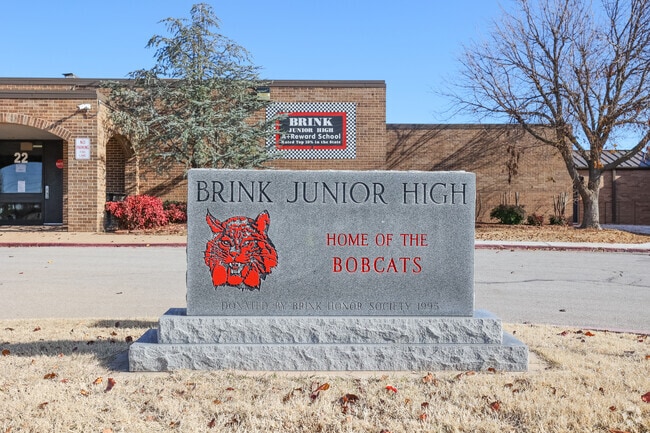 Brink Junior High is part of the Moore Public School District.