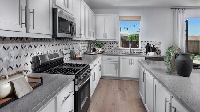 2105 Emerald Ranch Rd unit 36033531, Patterson, CA 95363 - photo 6