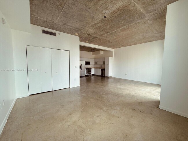 The Loft Downtown unit 1205, Miami, FL 33132 - photo 3