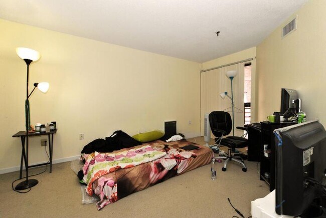 158 Kelton St unit 507, Allston, MA 02134 - photo 4