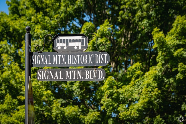 Signal Mountain is a historic neighborhood with a lot of community charm.