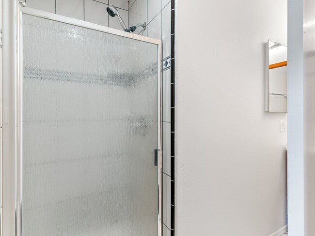 432 Walnut Ave unit 440, Long Beach, CA 90802 - photo 6