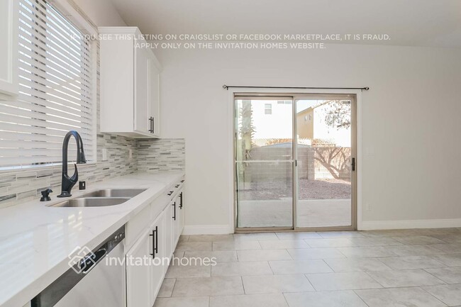3482 Gloucester Gate St, Las Vegas, NV 89122 - photo 6