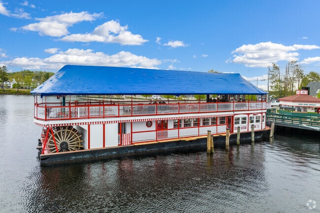 The Songo River Queen II offers visitors boat tours of Long Lake in Naples, Maine.