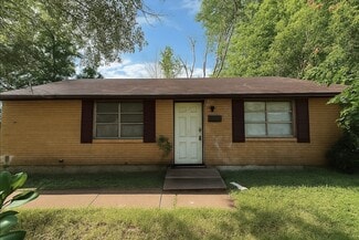 2413 Gathings Dr, West Memphis, AR 72301