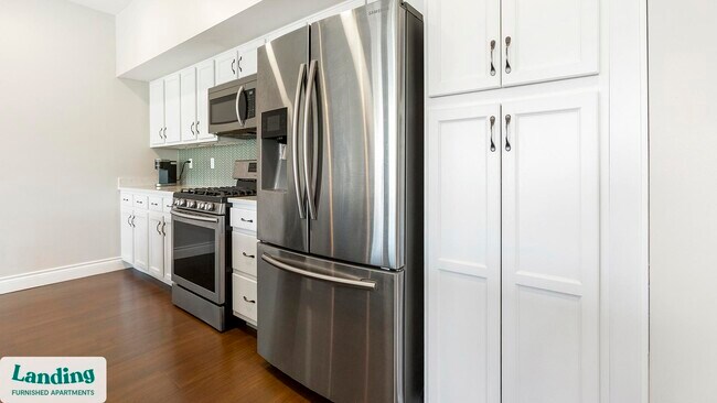 12312 Mayfield Rd unit 201.1405301, Cleveland, OH 44106 - photo 4