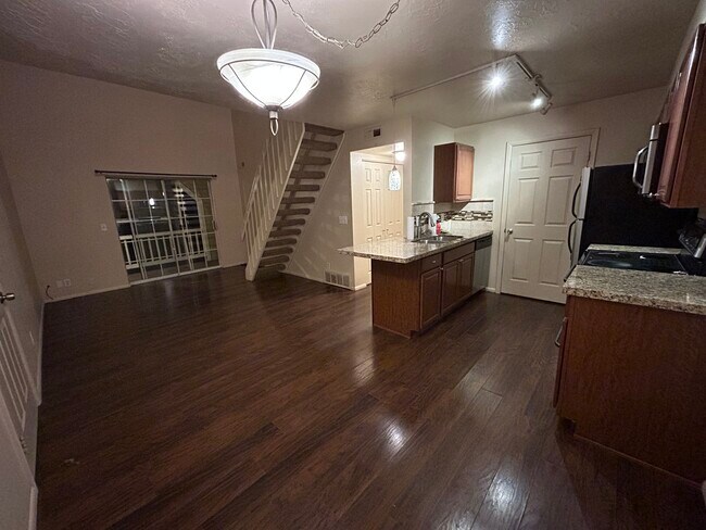 1221 E Waterside Cove unit 33, Midvale, UT 84047 - photo 7