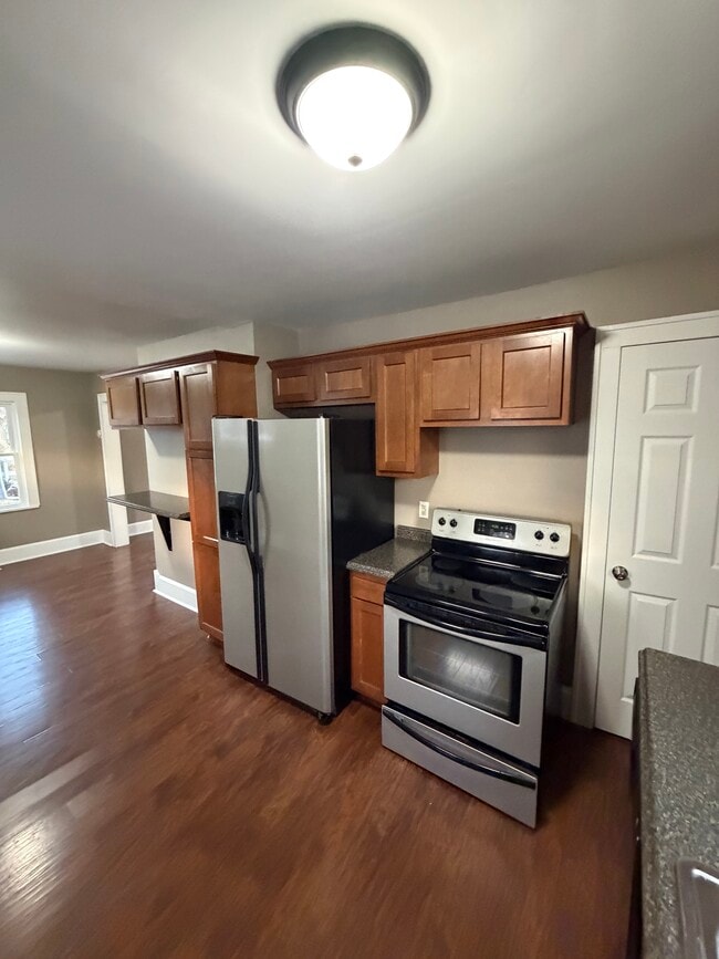 650 Sherman St, Geneva, OH 44041 - photo 5