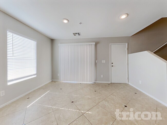 1092 Country Coach Dr, Henderson, NV 89002 - photo 5