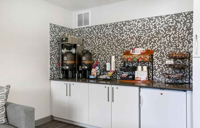 181 Corliss St, Providence, RI 02904 - photo 6