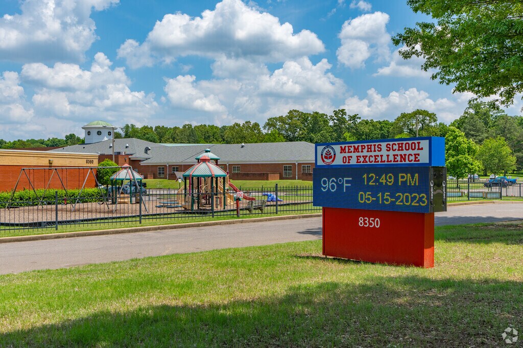 Memphis School of Excellence Cordova Secondary is a public charter high school.