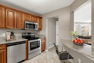 1015 Sibley Memorial Hwy, Lilydale, MN 55118