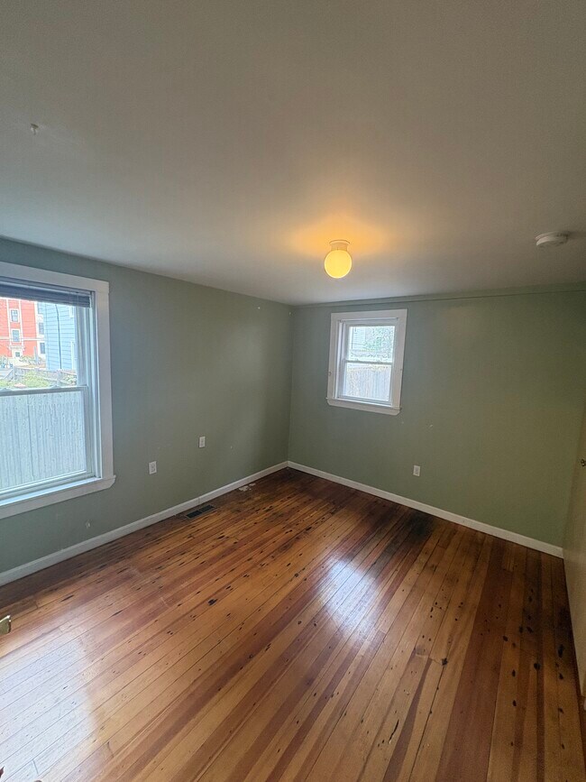 21 Florence St unit 1, Cambridge, MA 02139 - photo 5