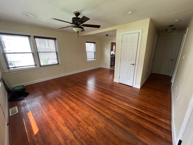 4921 Demaio Dr, Brookhaven, PA 19015 - photo 4