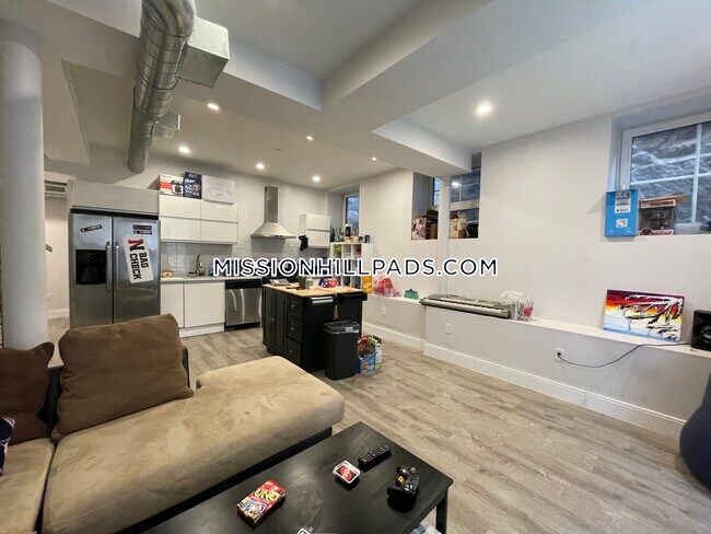 407 Dudley St unit 1, Roxbury, MA 02119 - photo 4