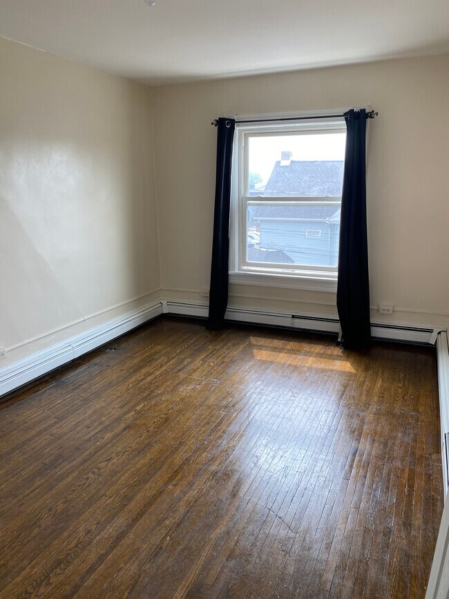 65 W Union St unit 2-c, Kingston, PA 18704 - photo 4