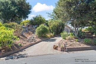 10609 Creston Dr, Los Altos, CA 94024