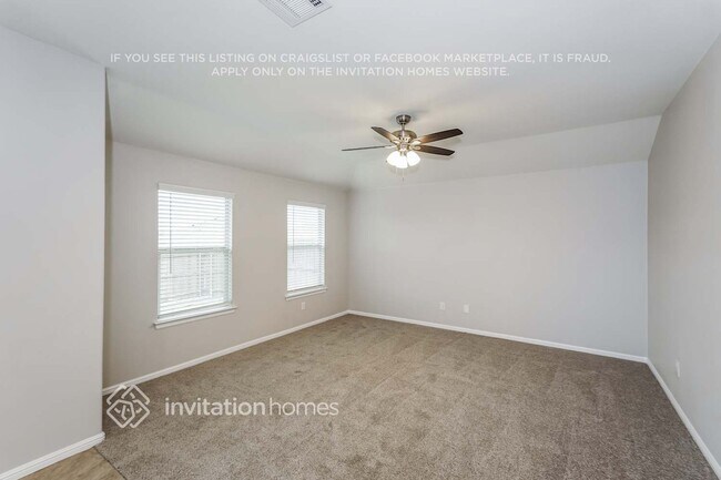 848 Wylie St, Crowley, TX 76036 - photo 4