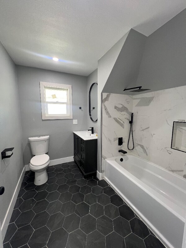 3039 Date St, Riverside, CA 92507