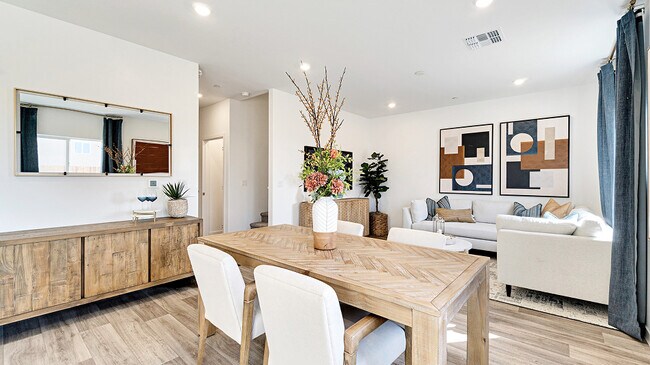 8419 Lismore Castle Dr, Bakersfield, CA 93311 - photo 6