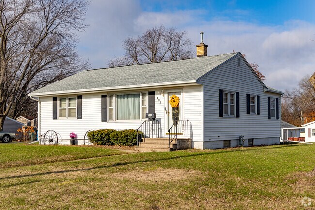 The ranch homes in Maples blend timeless design with modern living.