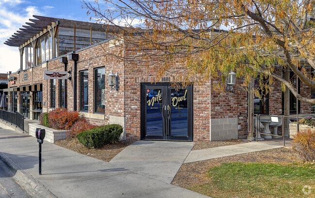 The Blackstone district is a few minutes from Morton Meadows and offers many eating options.