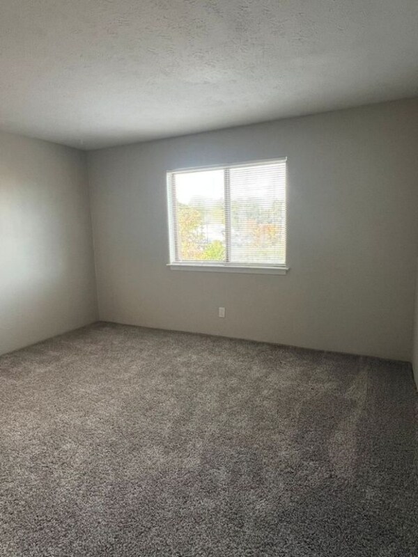 1310 Old Manor Rd, Columbia, SC 29210 - photo 5