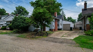 1126 18th St NE, Canton, OH 44705