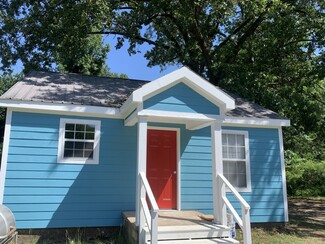 318 E Whitt St, Fulton, MS 38843