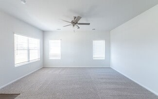 201 Pinkerton Dr Unit 36472720, Hutto, TX 76574