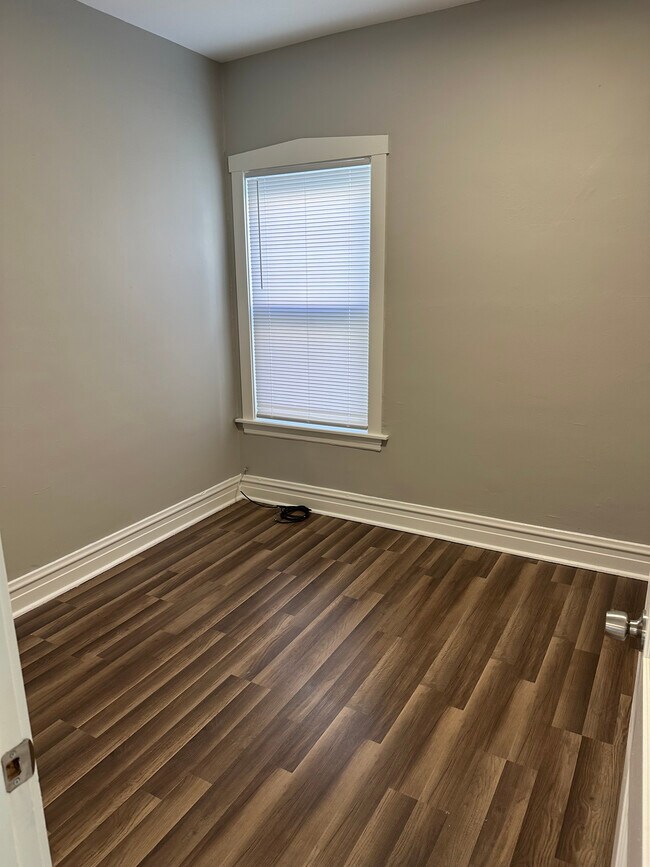 2536 N Austin Ave unit 2, Chicago, IL 60639 - photo 6