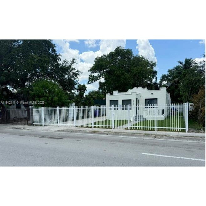6848 N Miami Ave, Miami, FL 33150 - photo 1