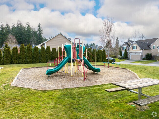 The Aster Park Play Area has a colorful playground in East Renton Highlands.