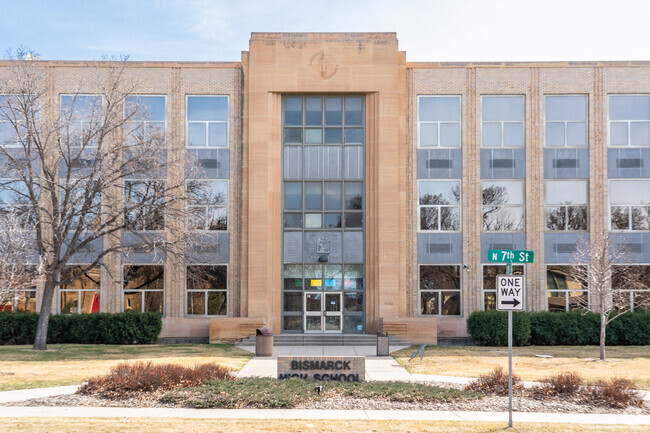 Bismarck High School offers a variety of clubs and activities to students.