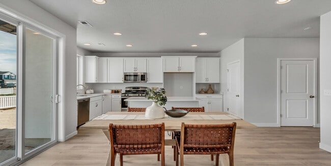 2208 W 2615 N, Clinton, UT 84015 - photo 5