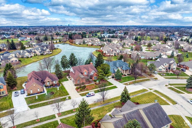 Sterling Heights is a safe suburb of Detroit with a variety of housing types to enjoy.
