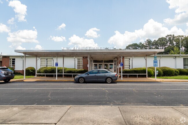 Main entrance to J.W. Arnold Elementary School in Jonesboro, Jonesboro GA
