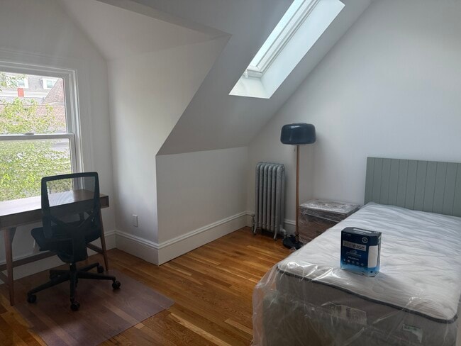 96 Munroe St unit 3, Somerville, MA 02143 - photo 6