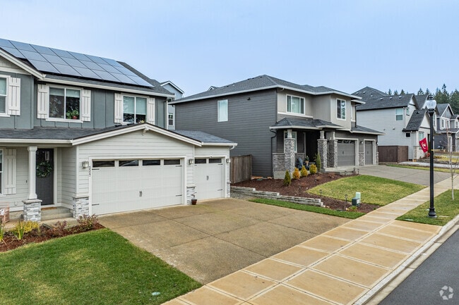 Homes in Camas sell for a median price of $825,000.