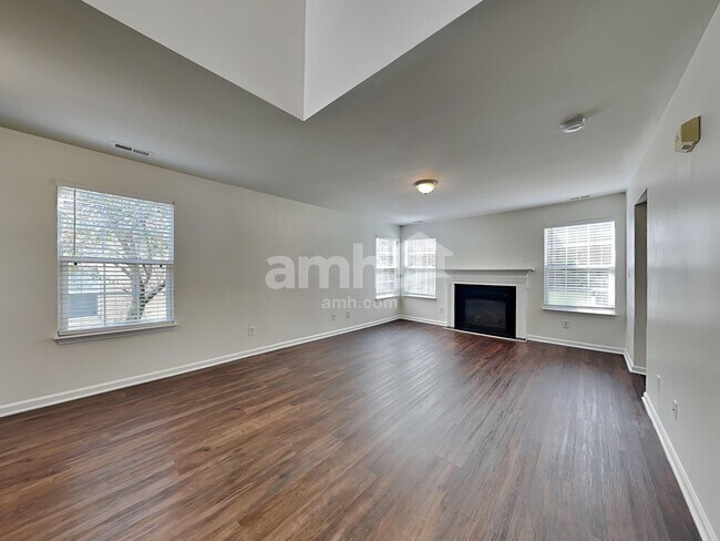 251 N Fuquay Springs Ave, Fuquay Varina, NC 27526 - photo 7