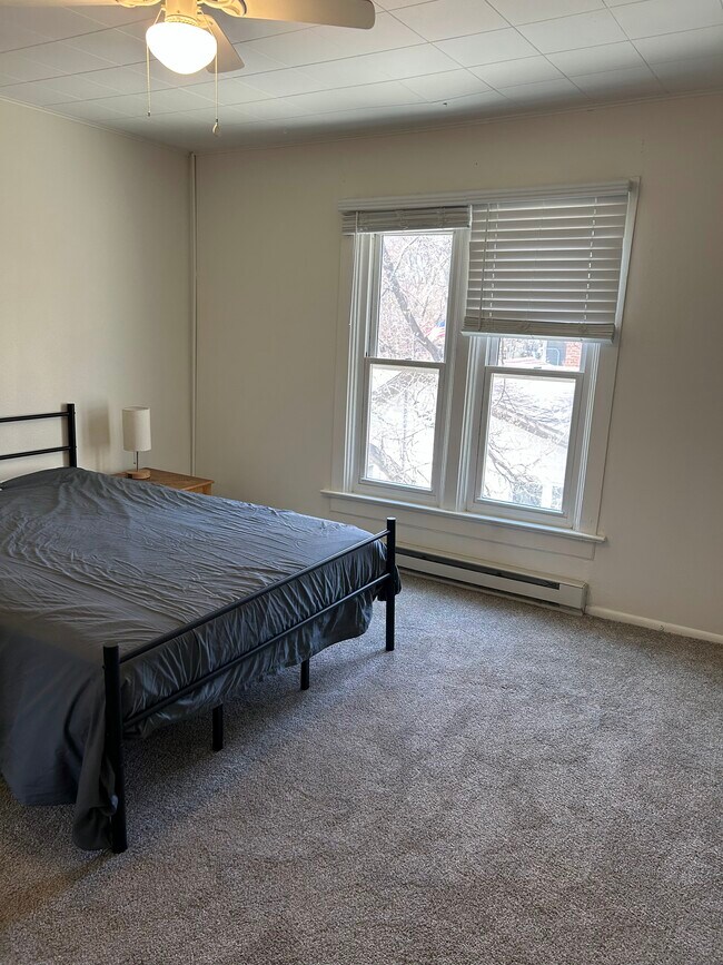 1425 3rd Ave S unit Main Floor, Fargo, ND 58103 - photo 5