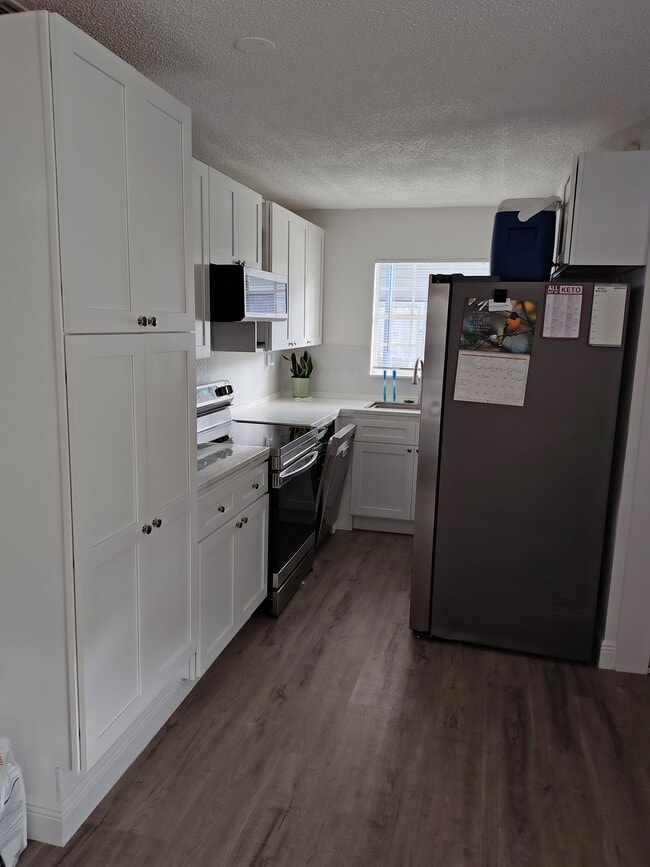 313 Dirksen Dr unit 313 E2 Dirksen Drive, Debary, FL 32713 - photo 3